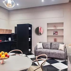  Apartment Lady Rose One