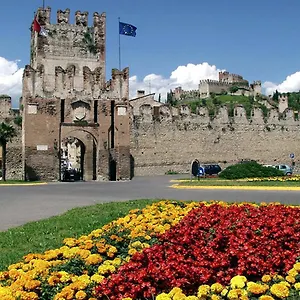 Roxy , Soave (Verona) Italia