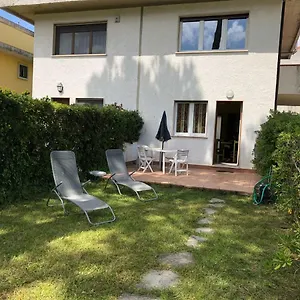 Casa Dado , Torre del Lago Puccini Italia